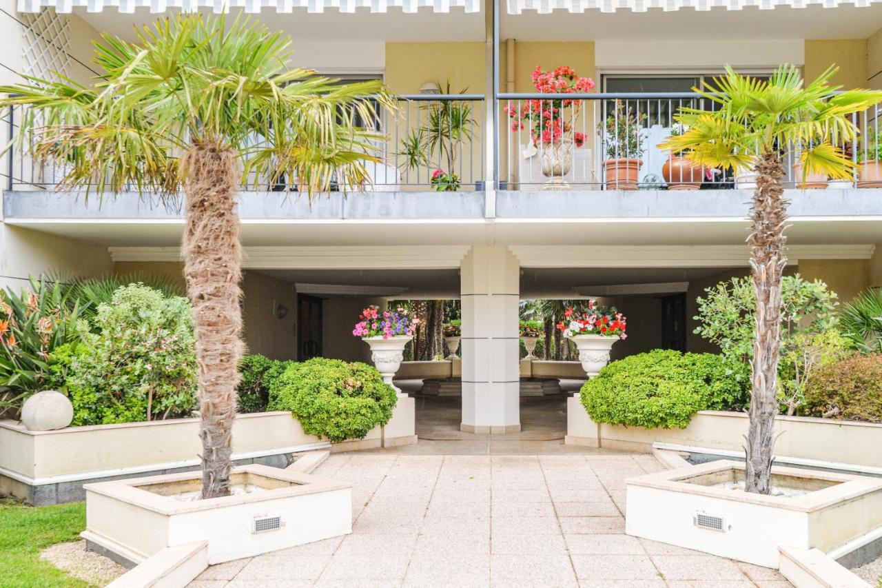 Le Lido - Piscine, Proche Plage Cagnes-sur-Mer Exterior foto